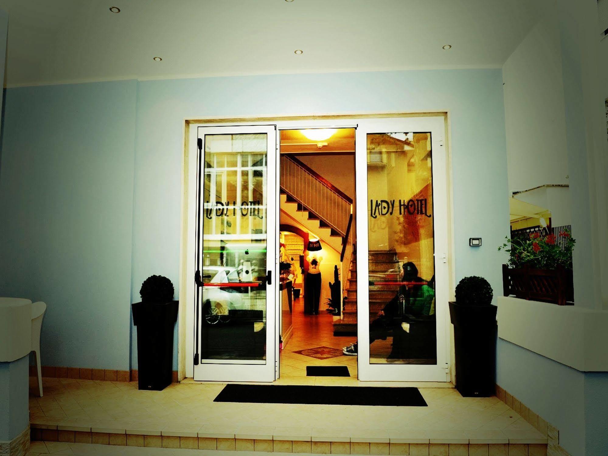 Hotel Lady ريميني المظهر الخارجي الصورة